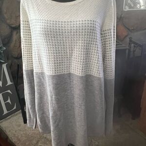 Charter’s Club Women’s Three Tone Sweater EUC